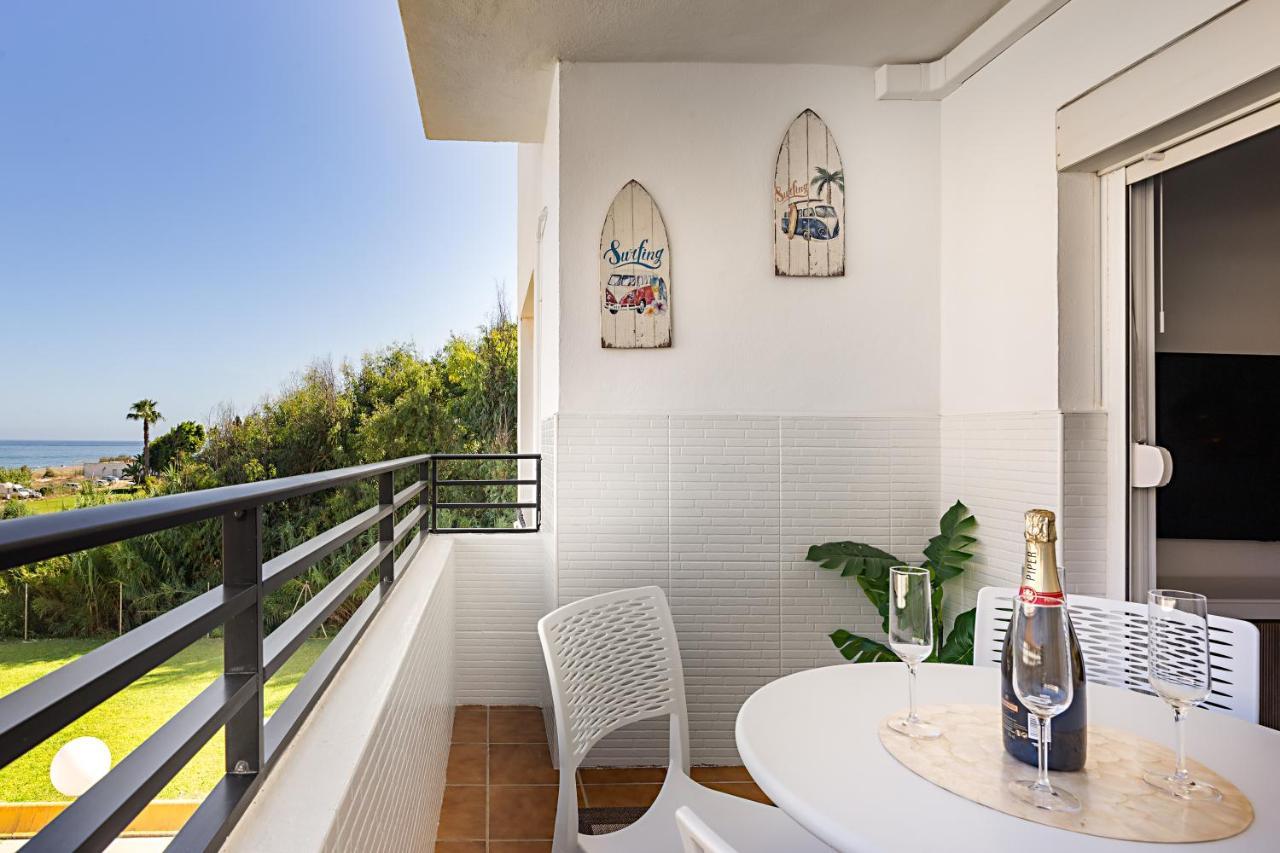 Relax At Premium Beach Flat - Aldea Beach Манільва Екстер'єр фото